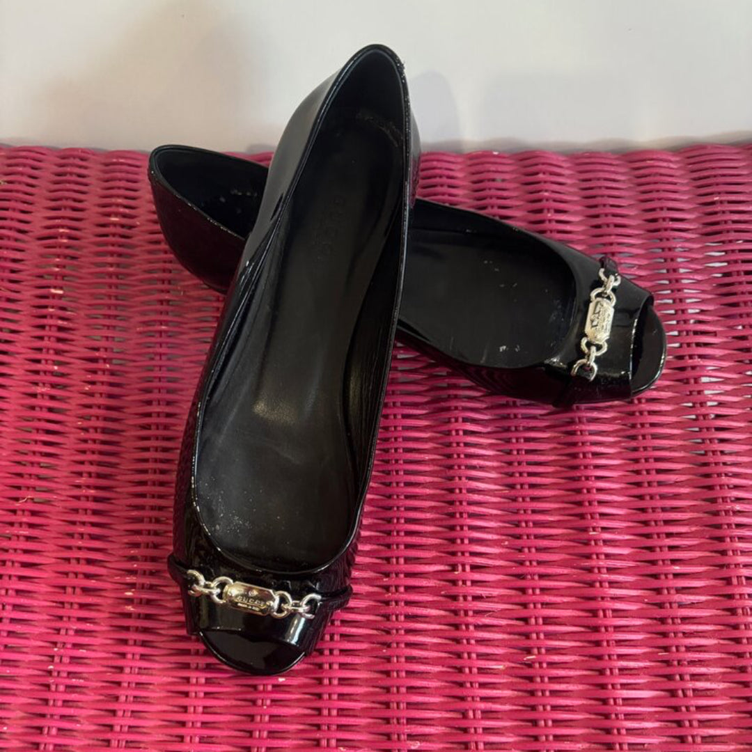 Gucci Peek a Boo Toe Flat